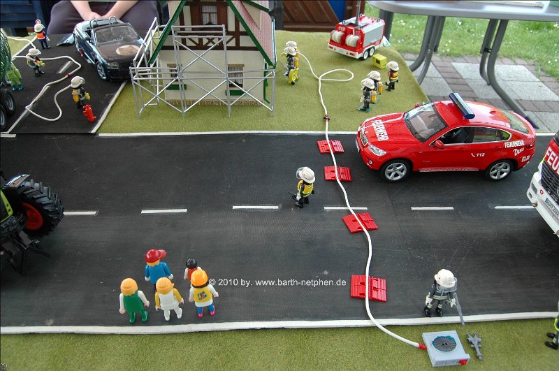 Feuerwehrtisch_100606 007_prot.jpg